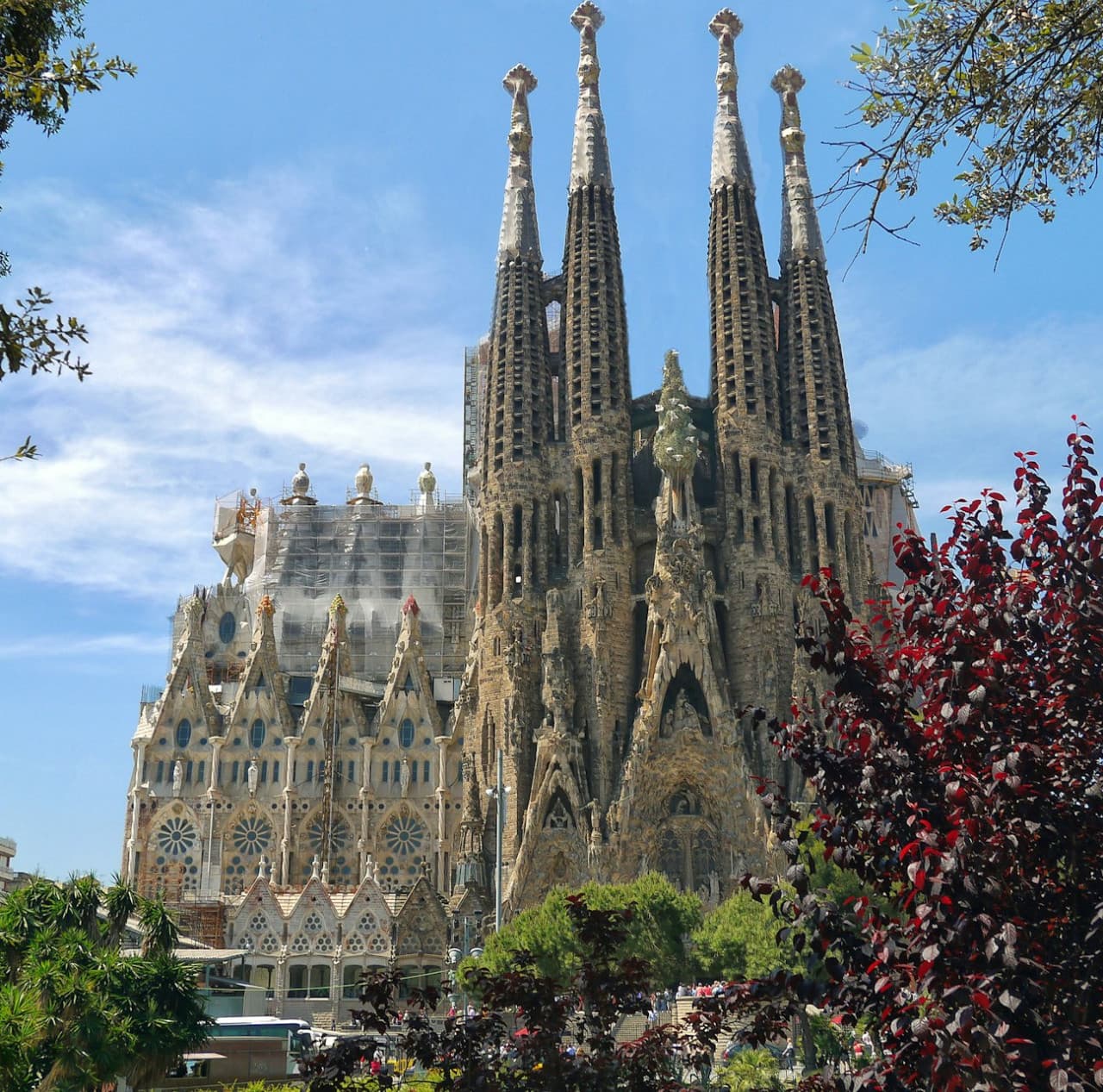 Barcelona Audio Guide App - image 4