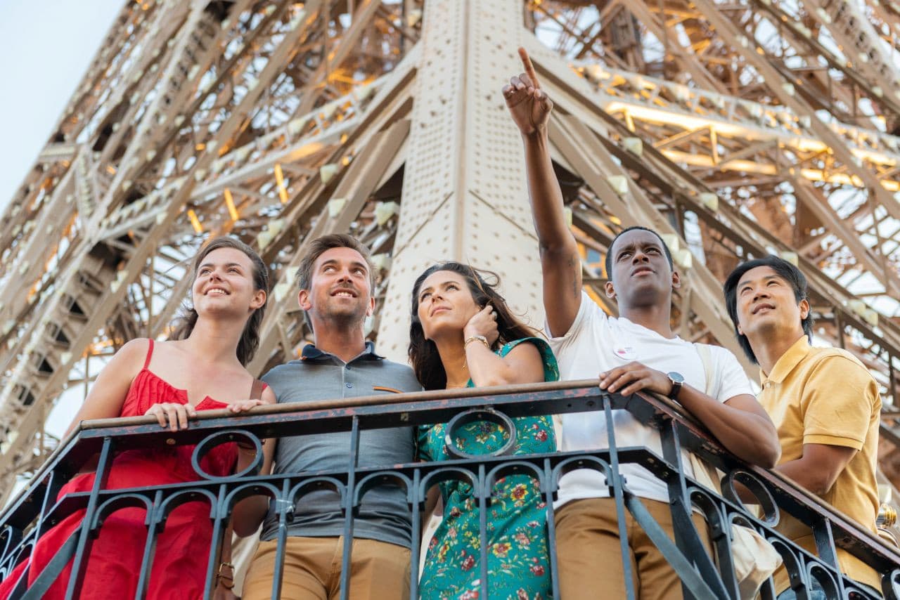 Paris Open-Top Bus Tour and Eiffel Tower Reserved Access - imagen 10