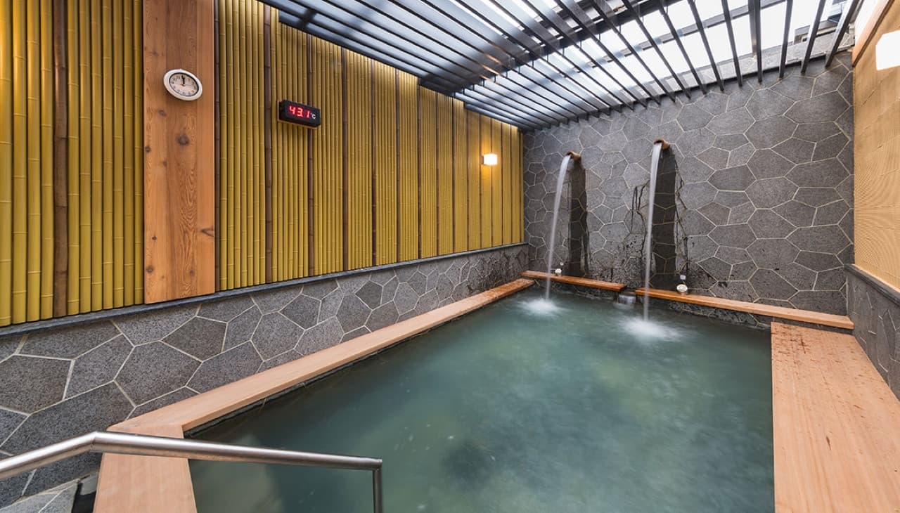 Public Hot Spring Experience at Asia Pacific Hotel Beitou - image 5
