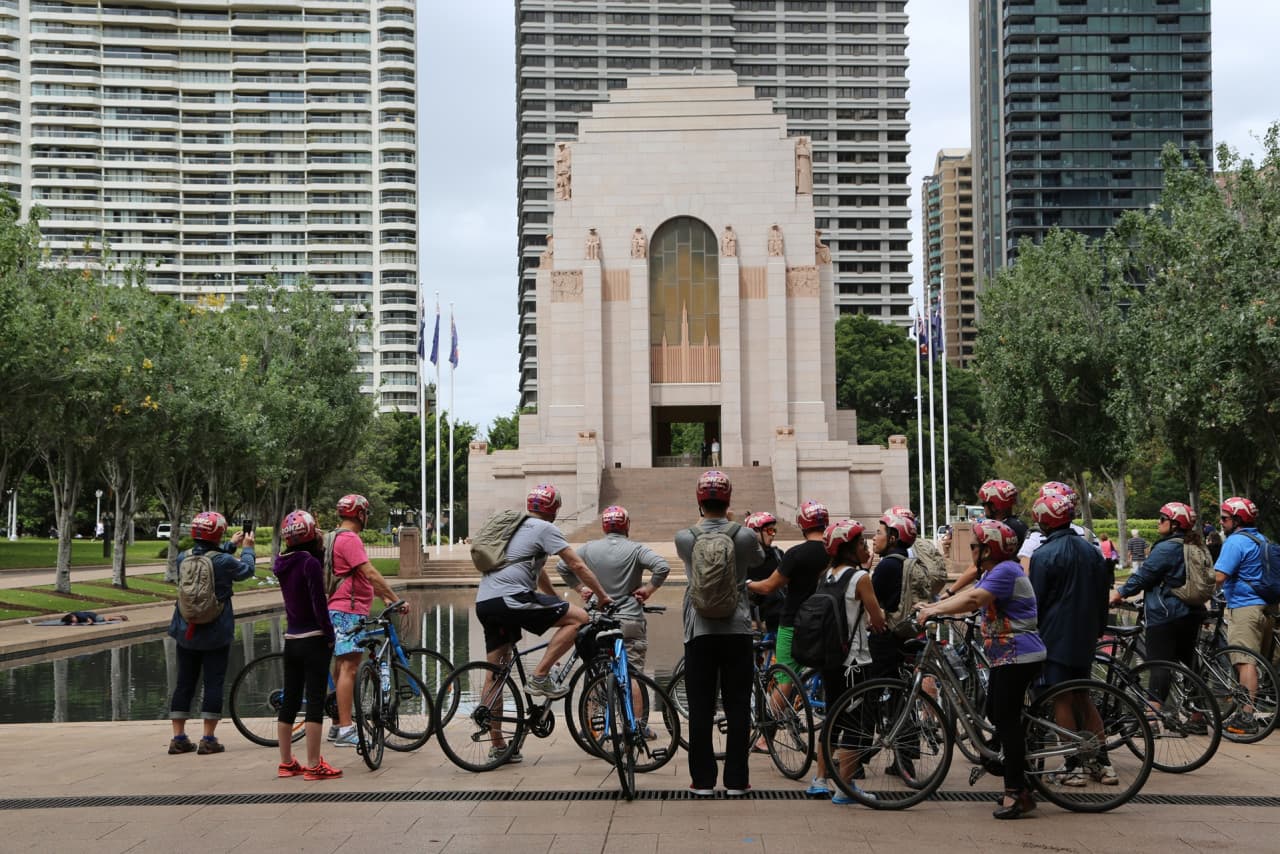 Sydney Harbour Bridge Cycling Tour with Lunch - image 8