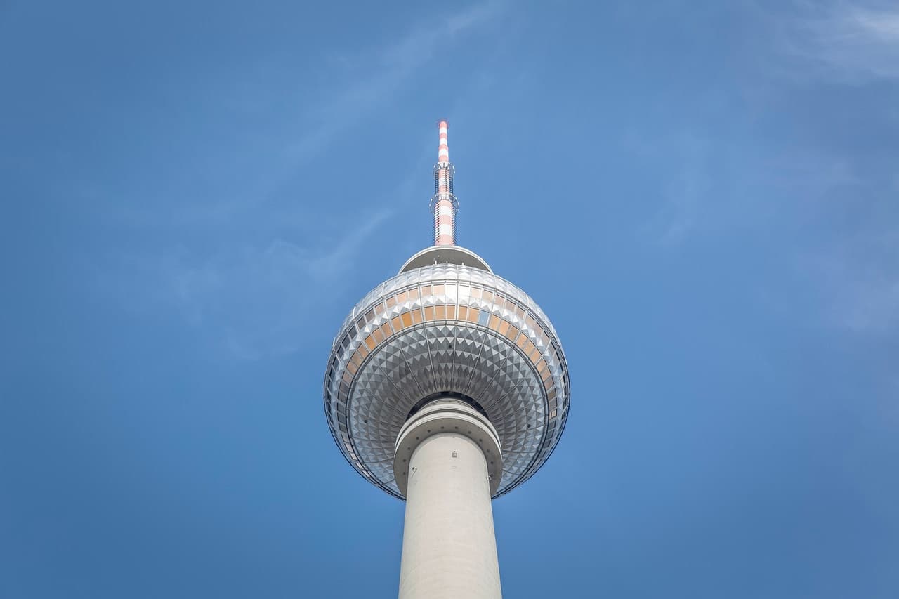 City Tour of Berlin: Audio Guide App - image 2