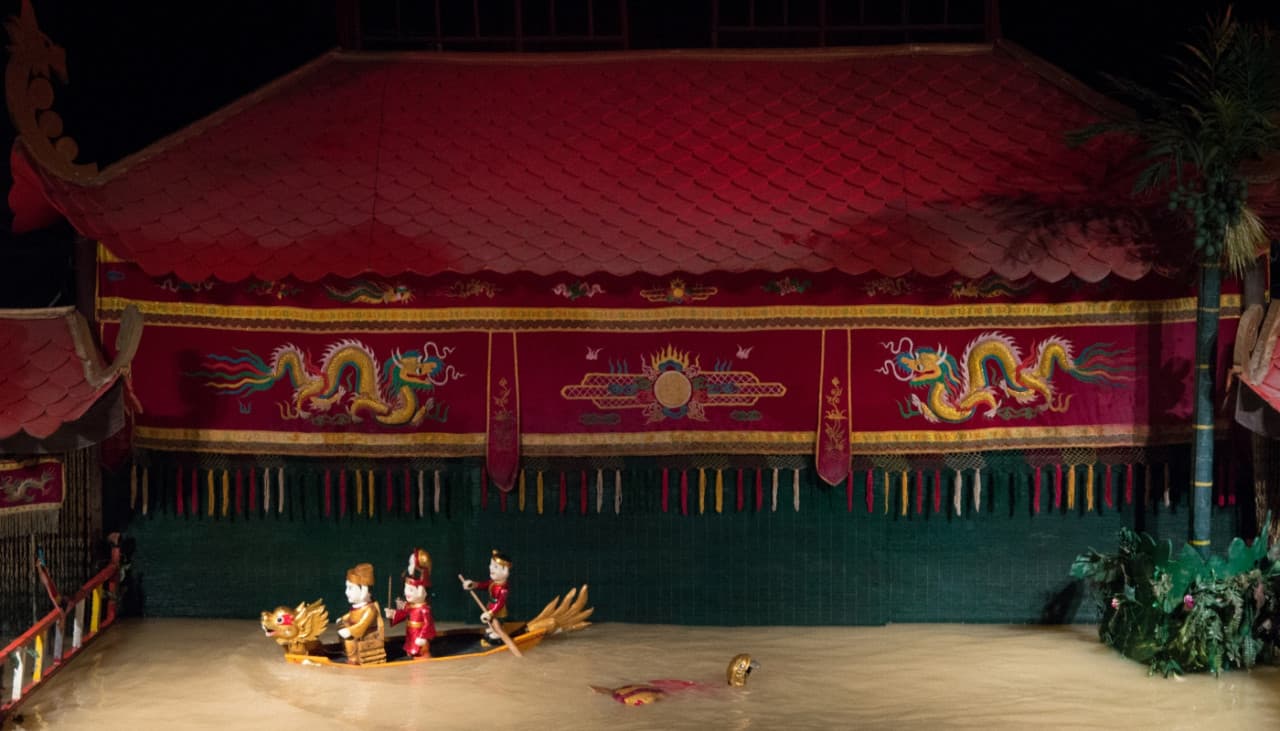 Saigon Evening Tour with Water Puppetry Show and Dinner Cruise - image 3