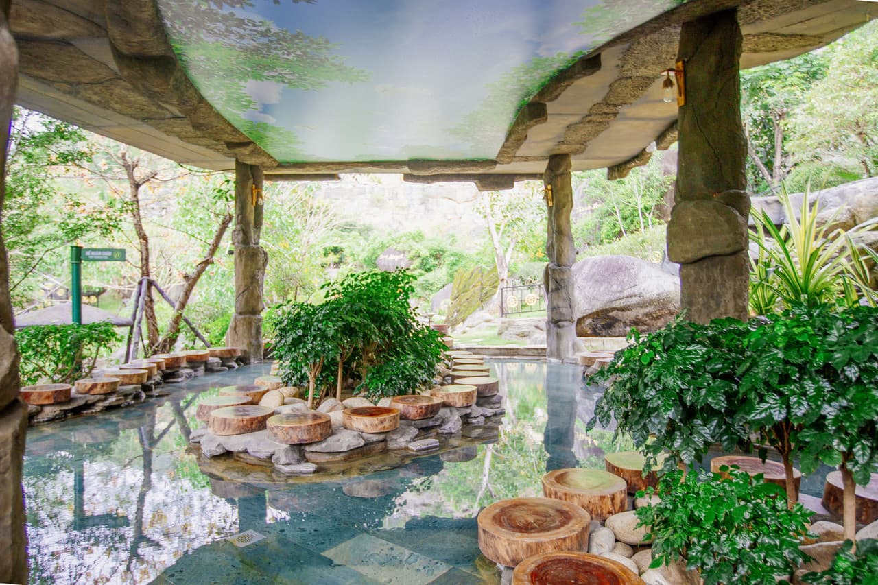 Nui Than Tai Hot Springs Park Tour - image 2