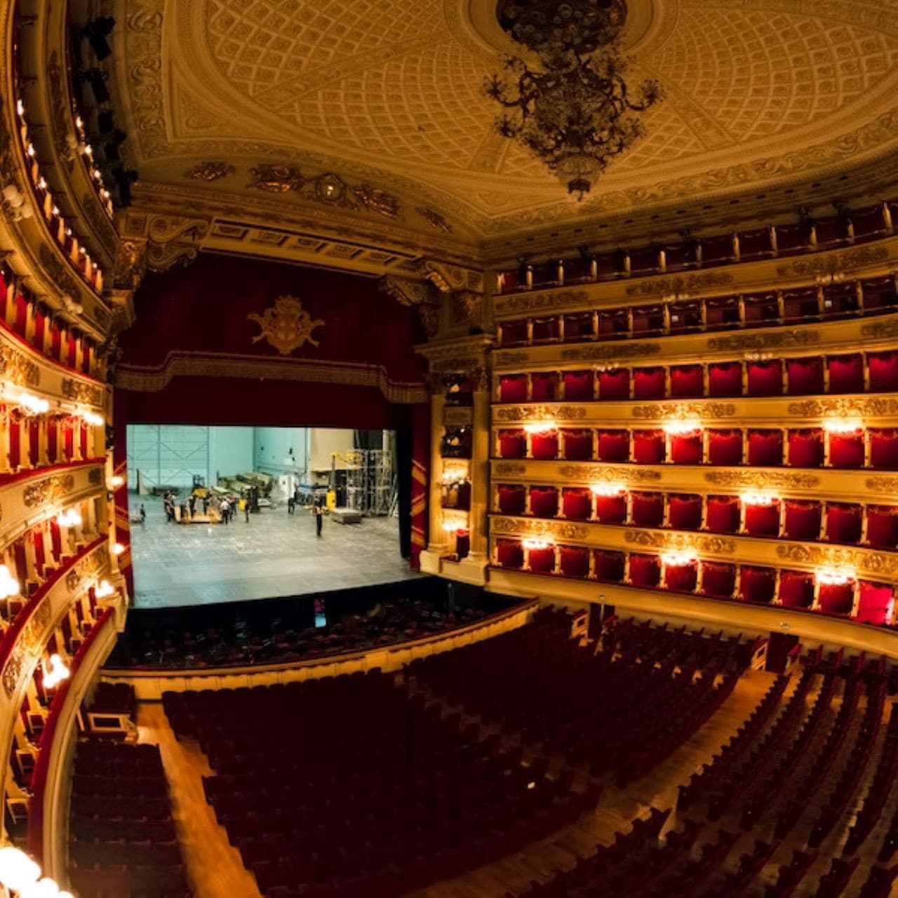 La Scala Theatre Guided Tour - image 2