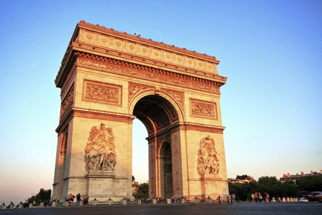 Paris Open-Top Bus Tour and Eiffel Tower Reserved Access - imagen 5