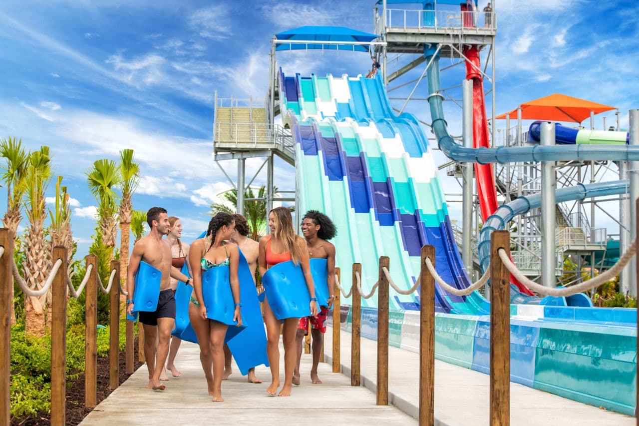 Island H2O Water Park - image 3