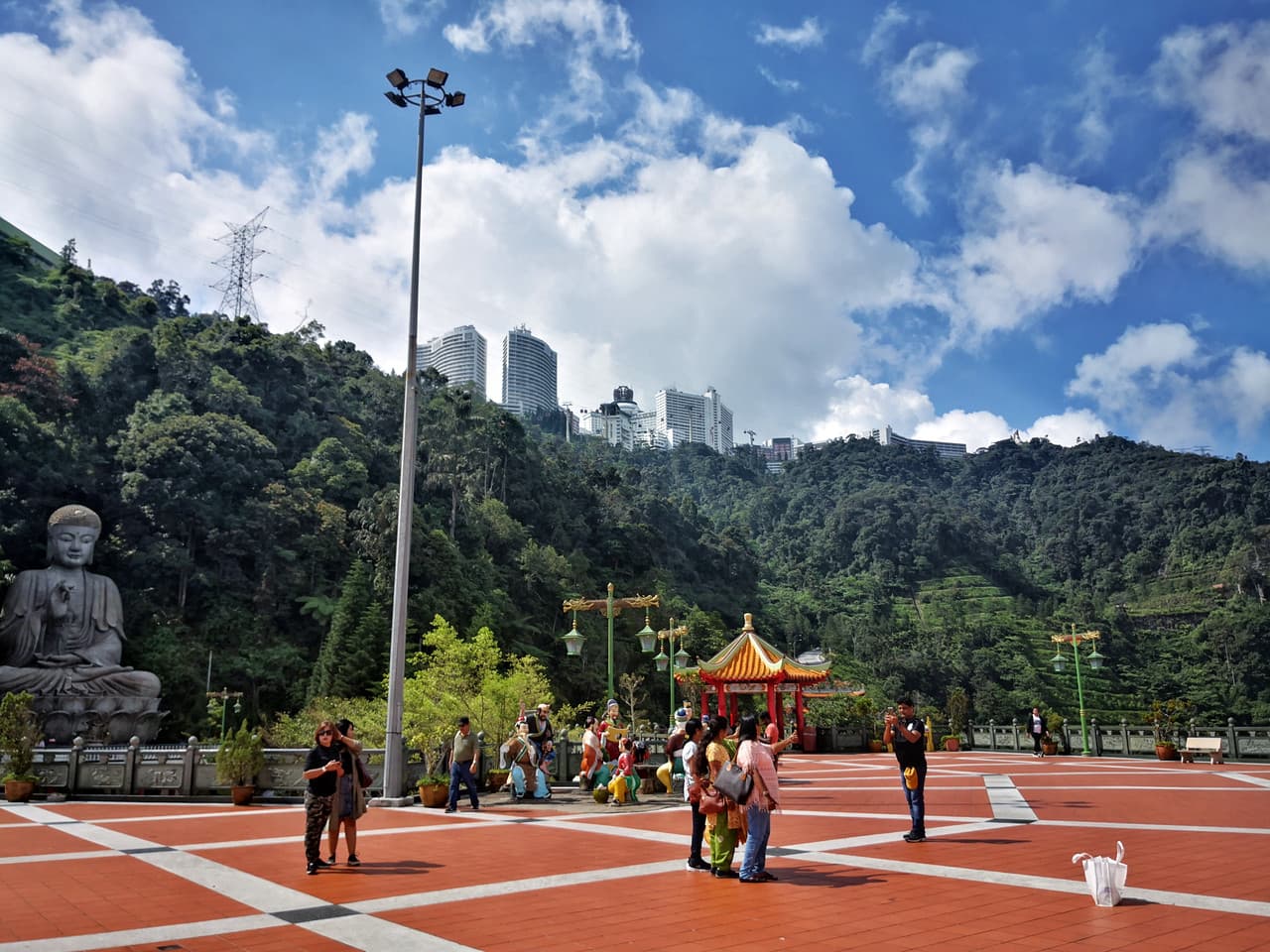Genting Highlands and Batu Caves Full-Day Tour from Kuala Lumpur - image 14