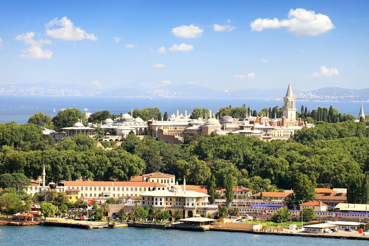 Topkapi Palace Ticket: Skip-the-Line + Audio Guide - image 8