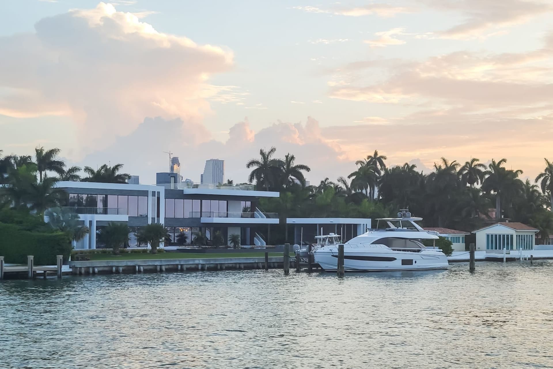 Crucero al atardecer por la bahía de Biscayne y las mansiones de los millonarios en Miami - imagen 16