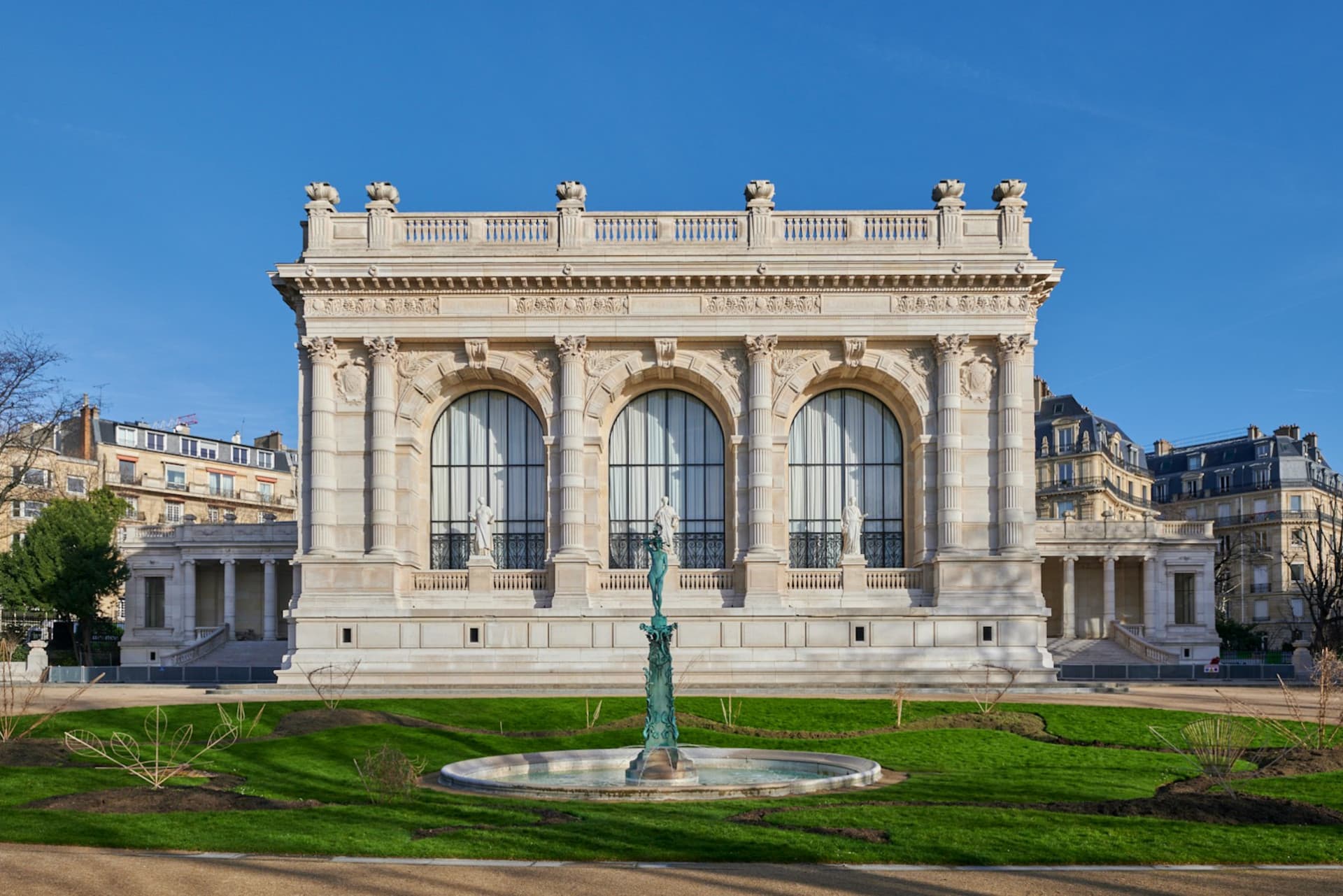 Palais Galliera: Fashion Crafts Exhibition - image 2