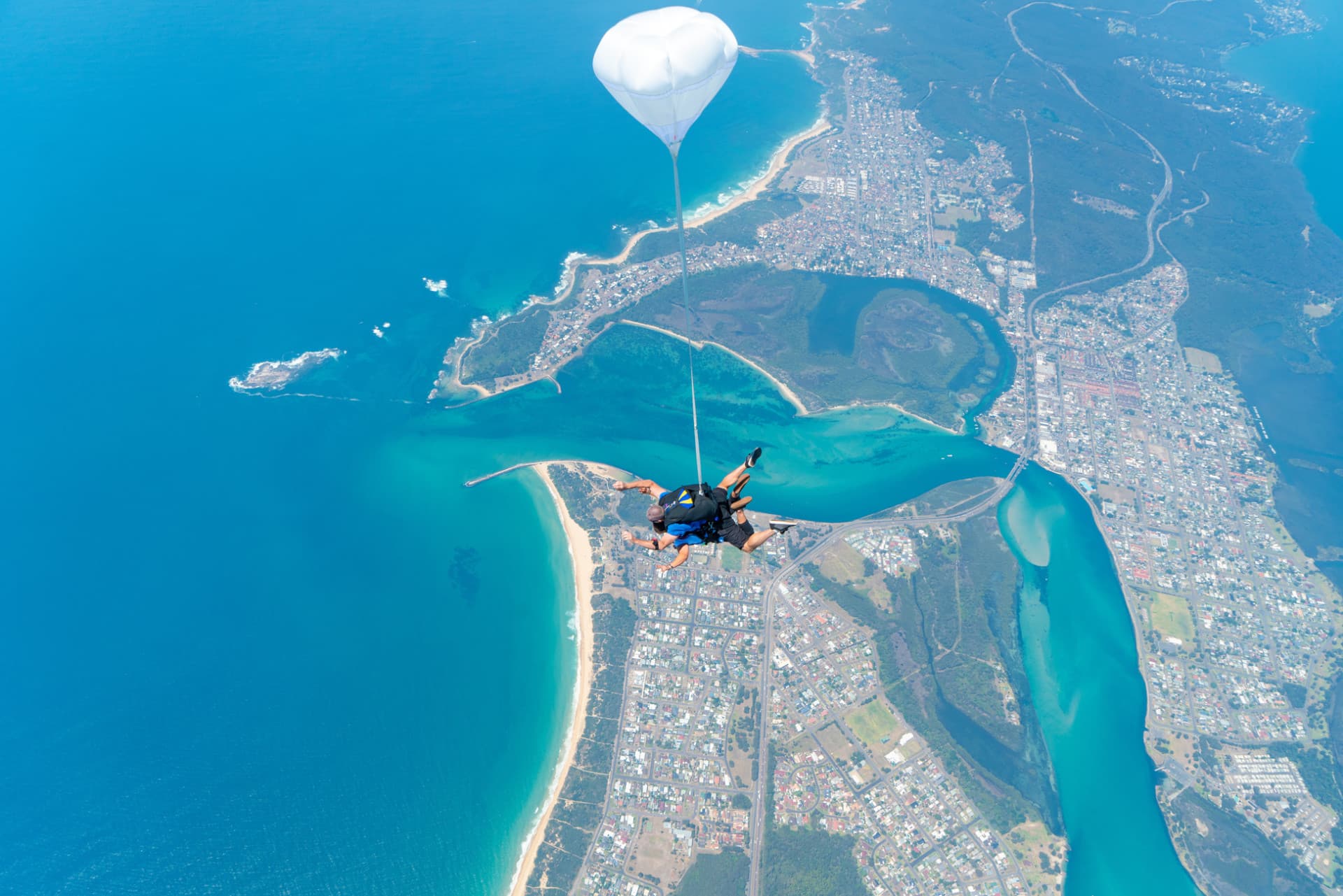 Tandem Skydiving Experience Newcastle Sydney - image 5