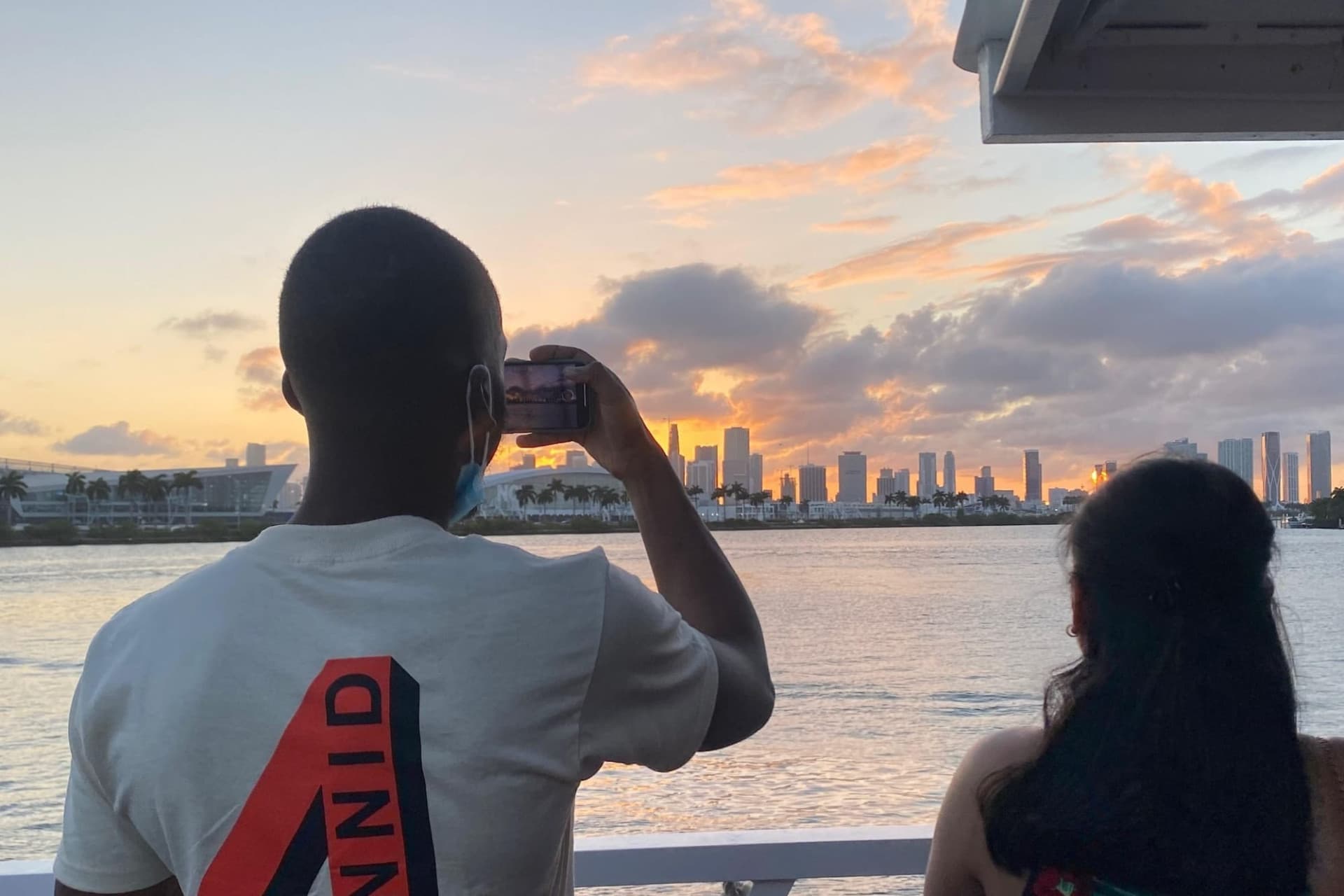 Miami Sunset Cruise of Biscayne Bay and Millionaires' Homes - image 10