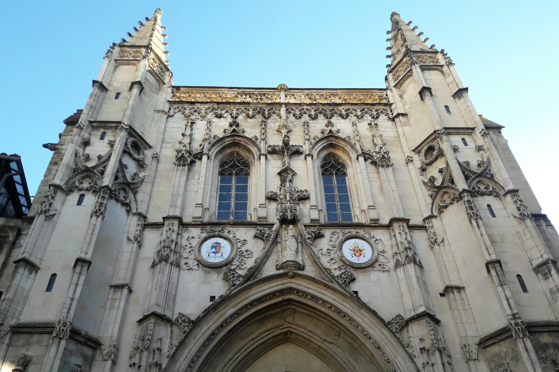 Avignon & Popes Palace Tour - image 3