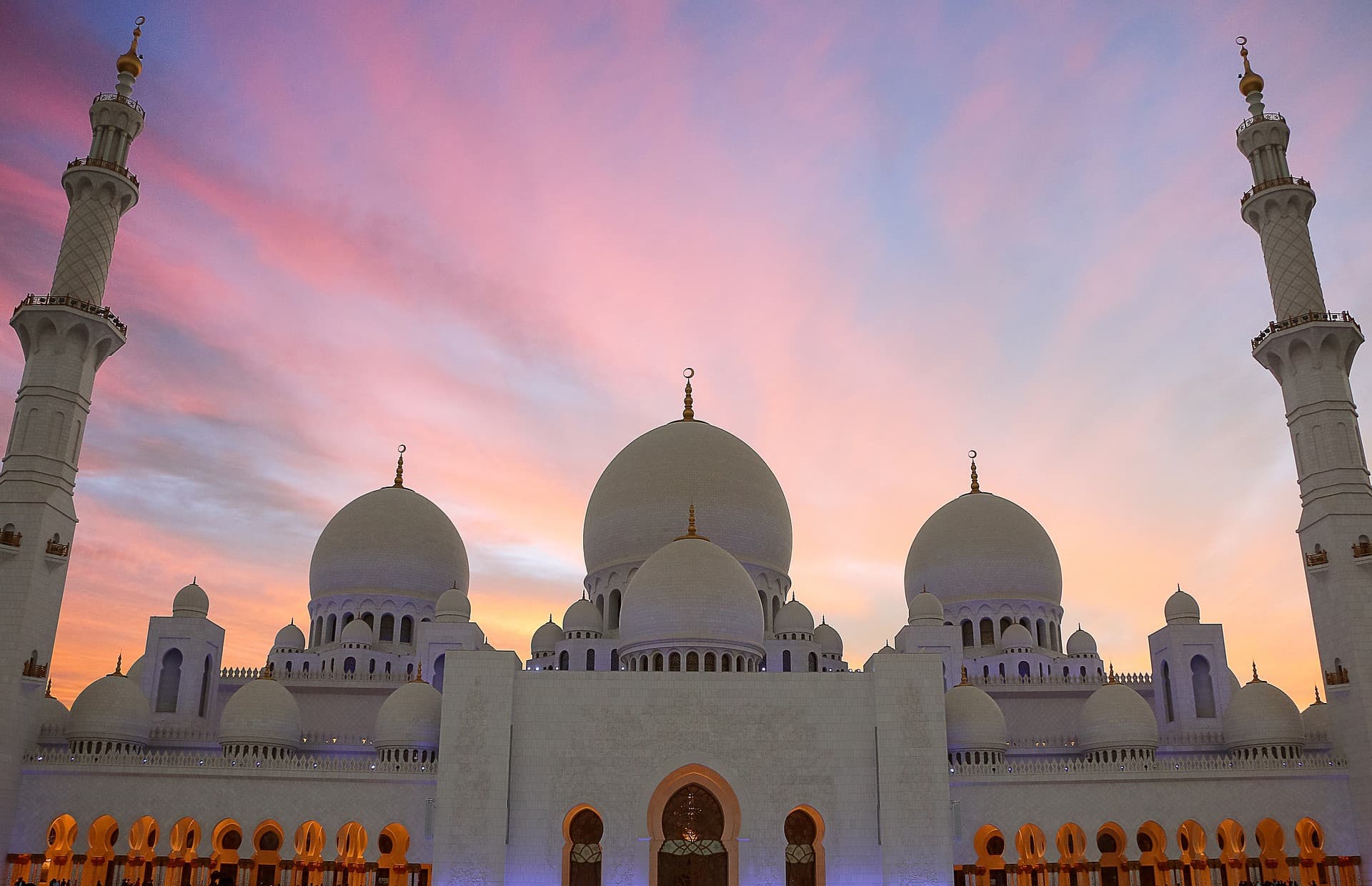 Abu Dhabi Mosque and Ferrari World Tour from Dubai - main image