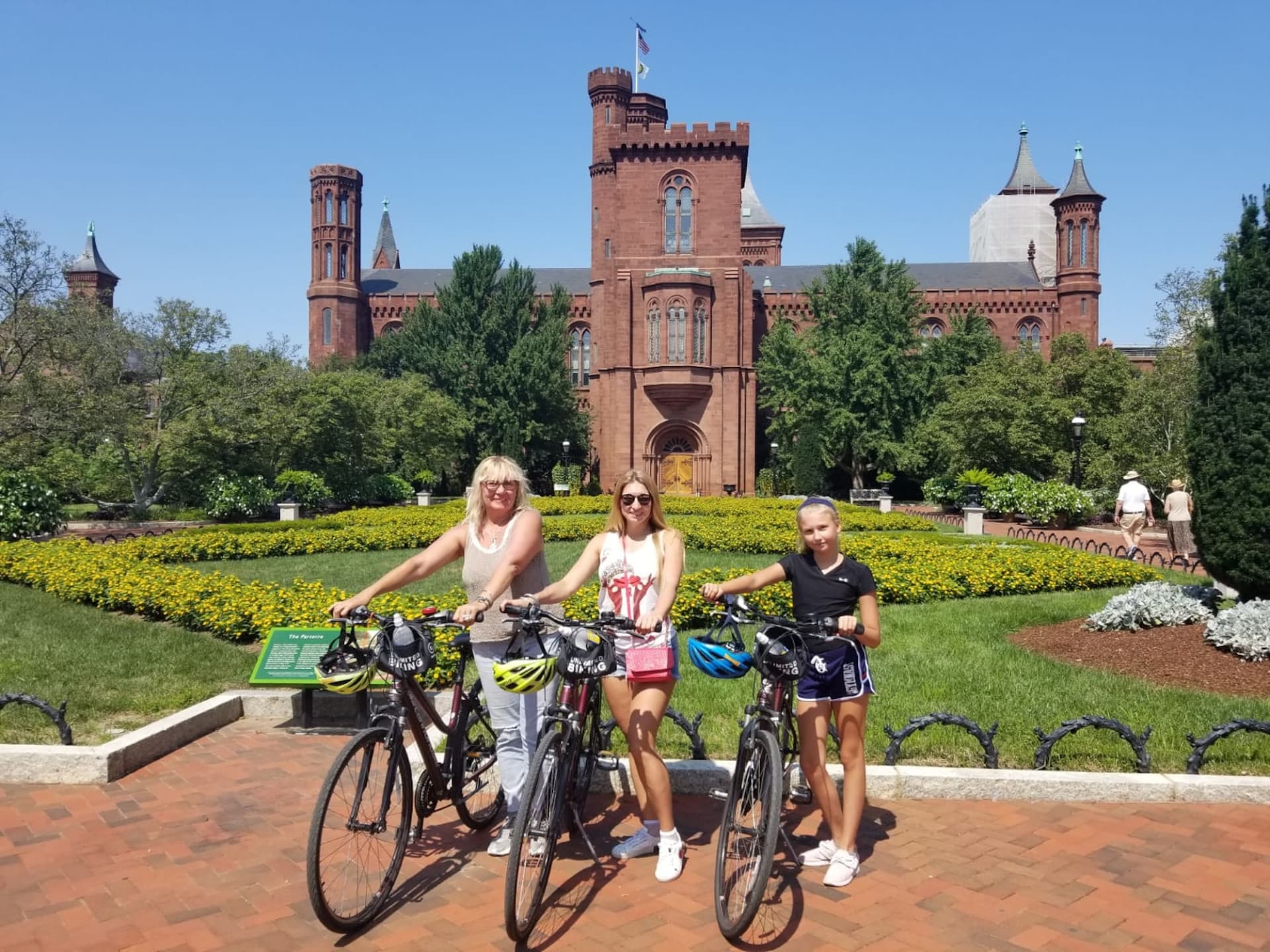 Washington DC Bike Rental at National Mall - imagen 4