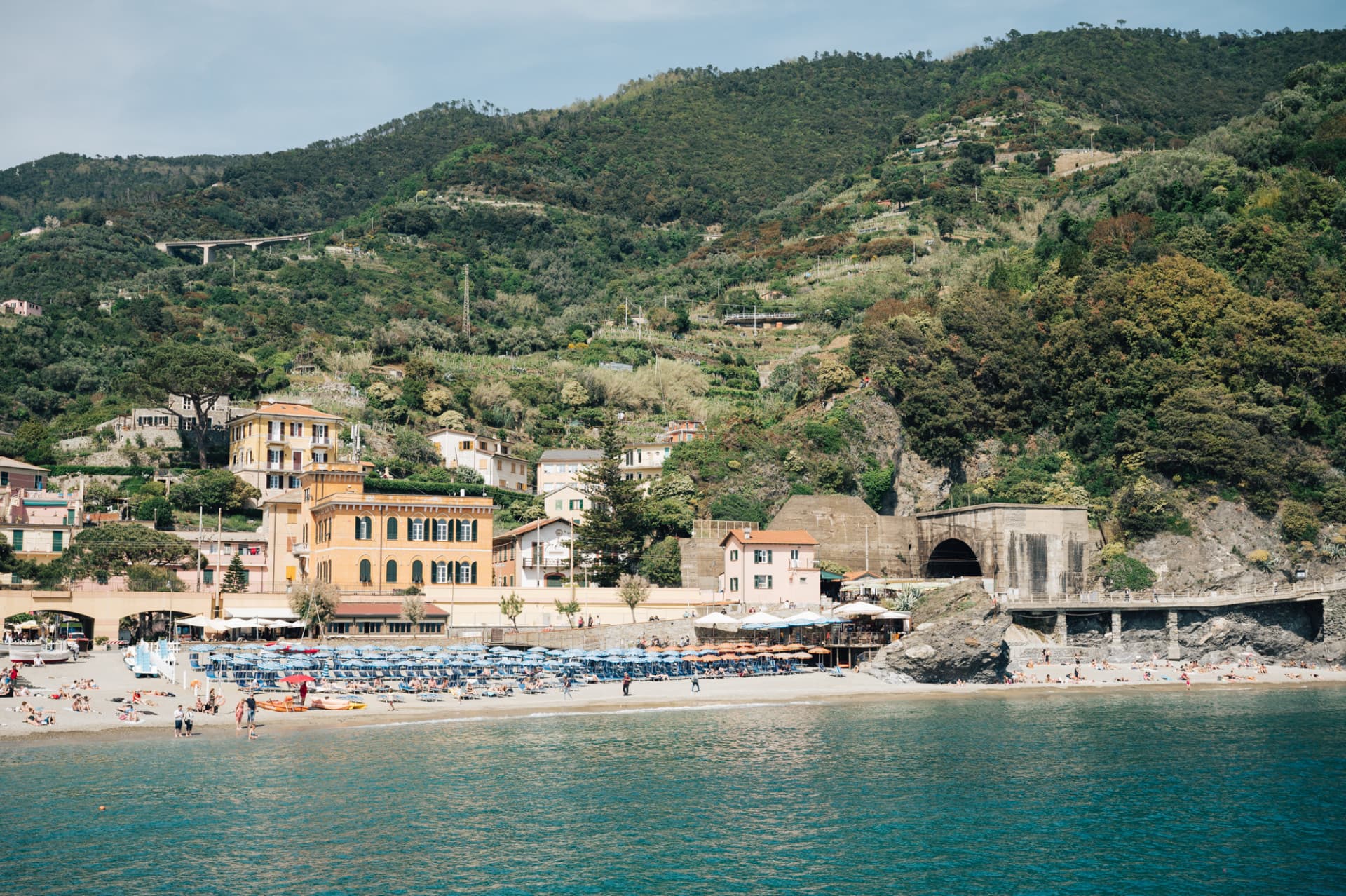 Cinque Terre Tour from Florence: Manarola, Riomaggiore, Vernazza, Monterosso - image 9