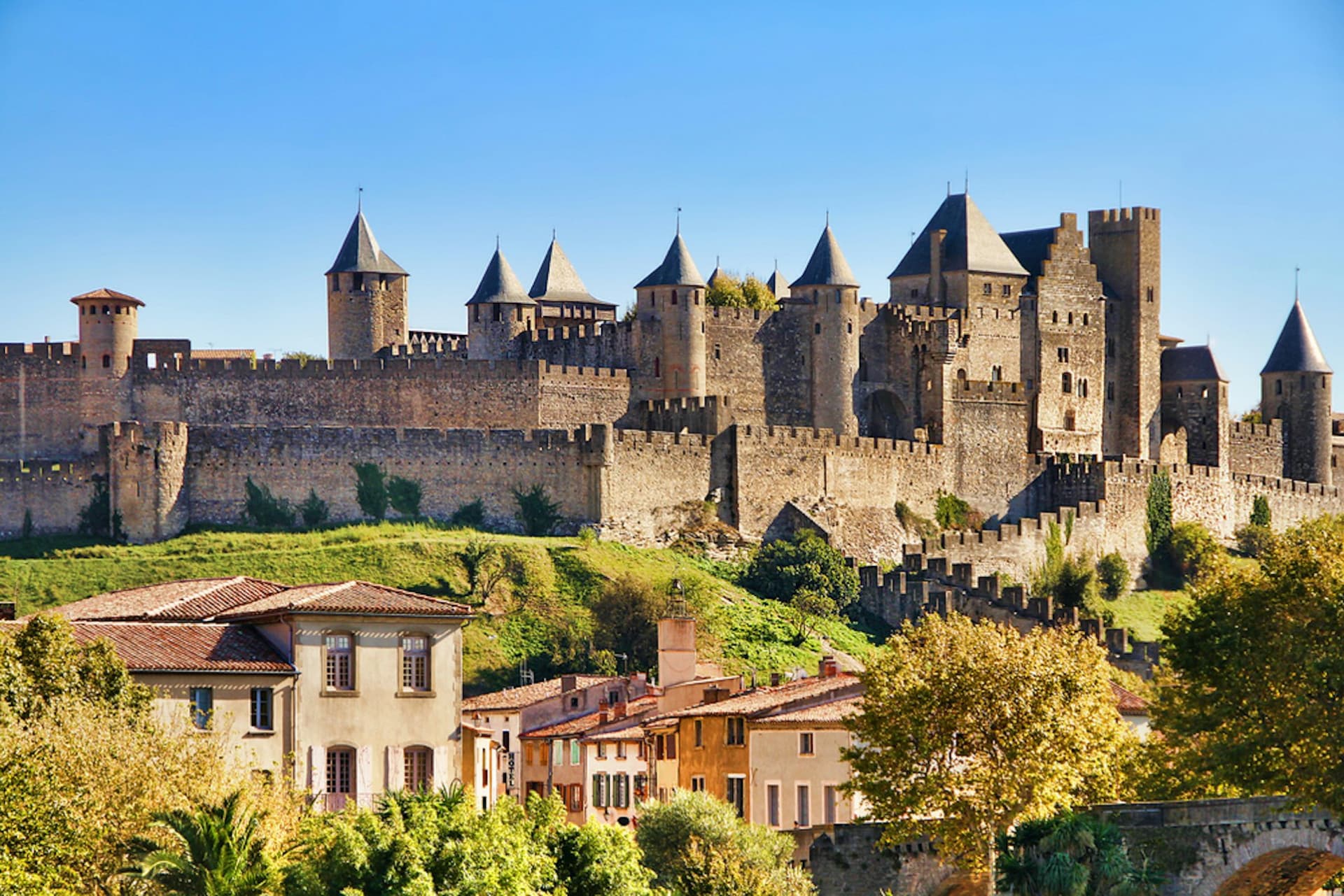 Cite de Carcassonne: Castle + Ramparts + Museum - image 2