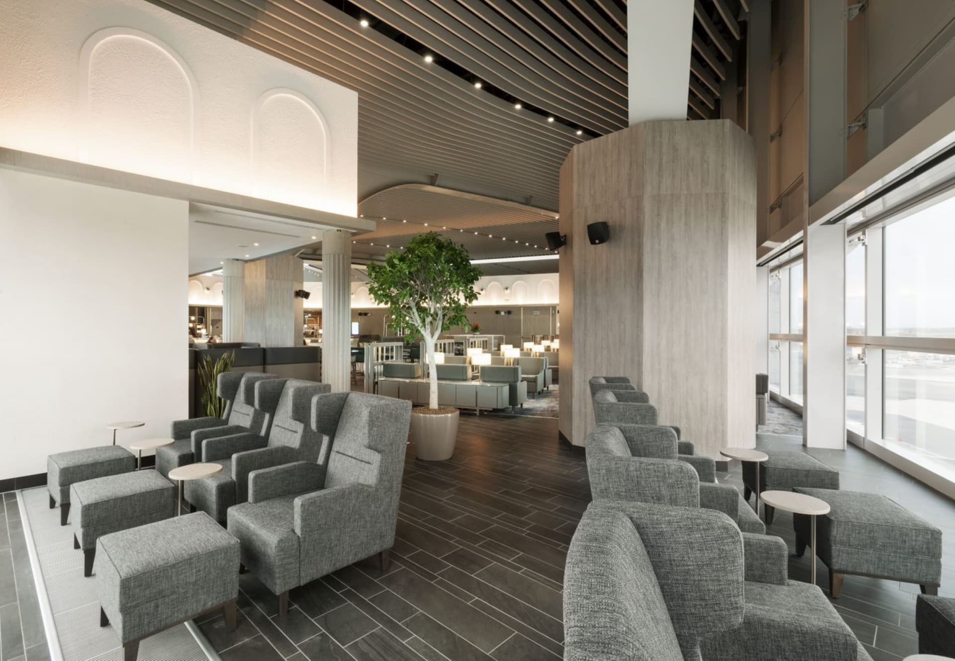 Plaza Premium Lounge - Leonardo da Vinci-Fiumicino Airport Terminal 3 - image 4