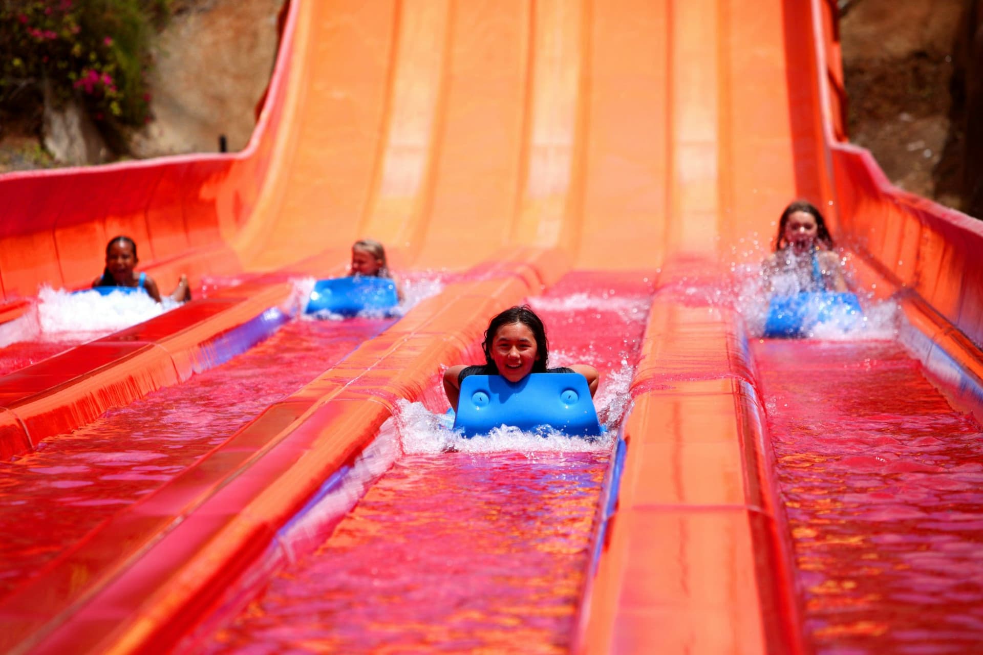 Hawaii: Wet 'n' Wild Ticket + Transportation from Waikiki - image 4