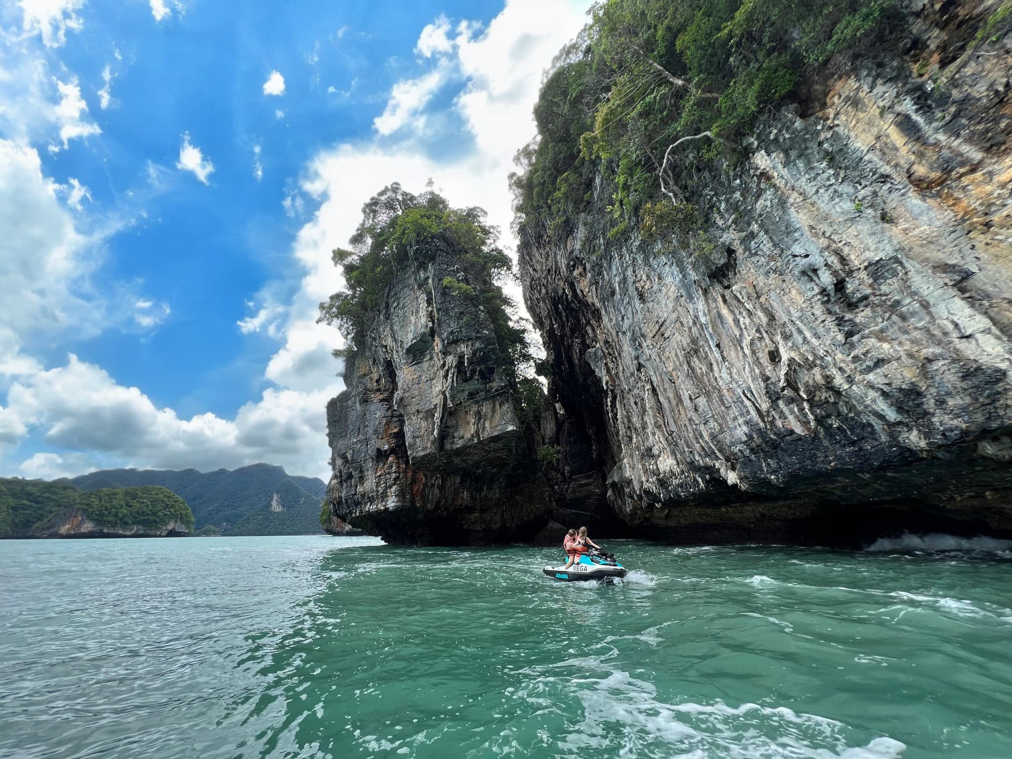 Langkawi Dayang Bunting Island Tour by Jet Ski with Mega Water Sports - image 8