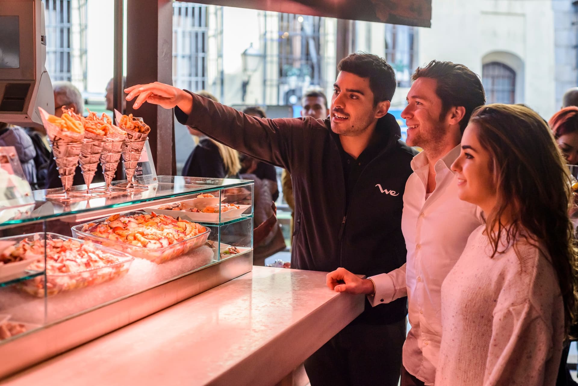 Madrid Walking Tour with High-Speed Train Transfer from Barcelona and Prado Museum Admission - imagen 8