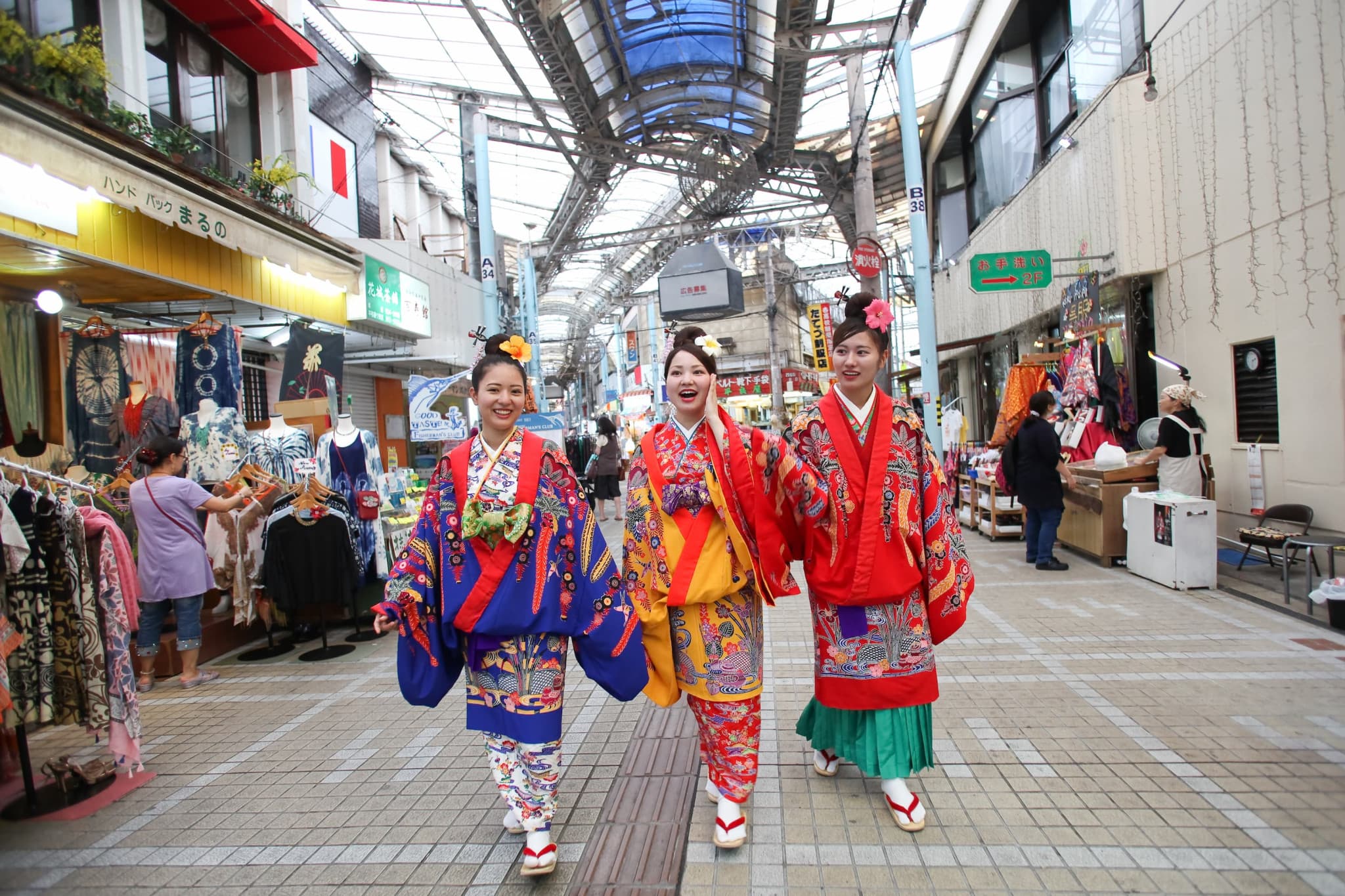 Okinawa Chura Bijin Ryusou Studio - image 4