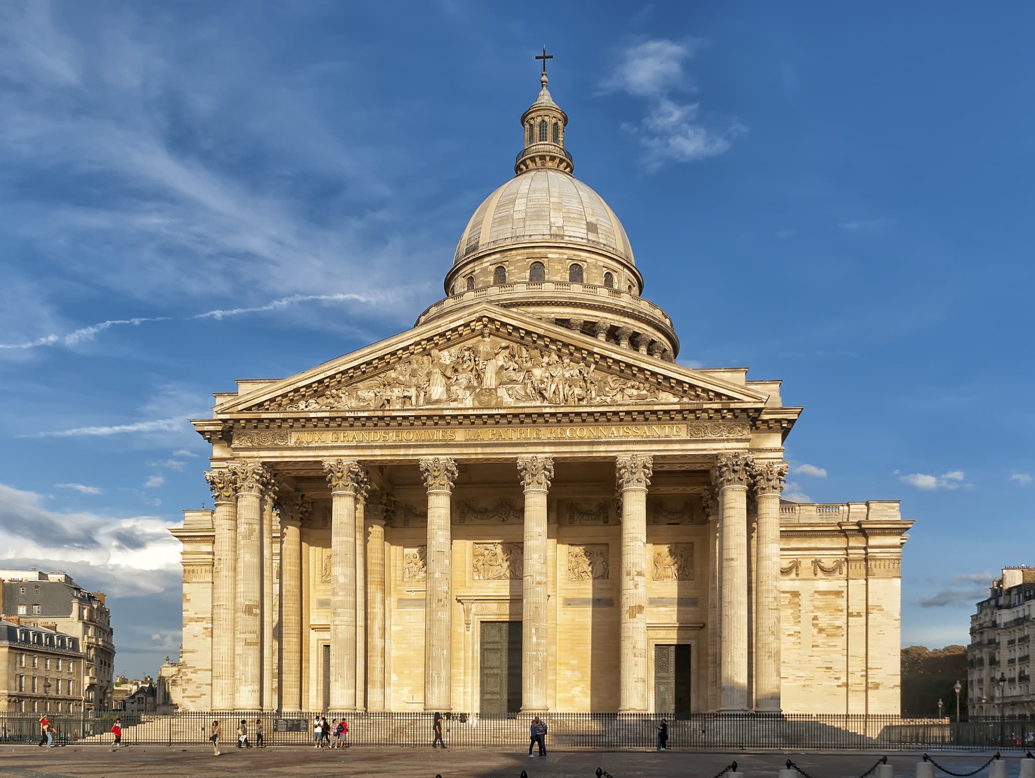 Paris Open-Top Bus Tour and Eiffel Tower Reserved Access - image 6