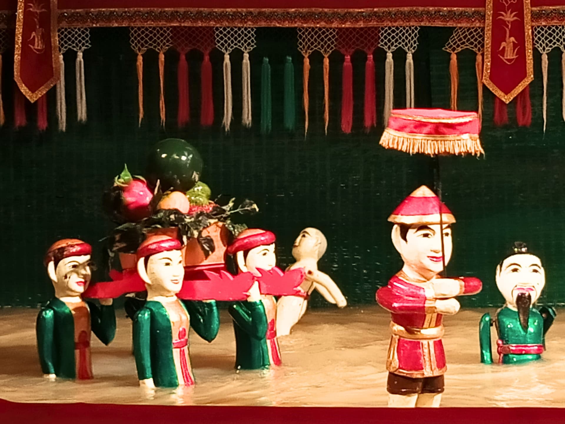 Espectáculo de marionetas acuáticas Golden Dragon - imagen 9