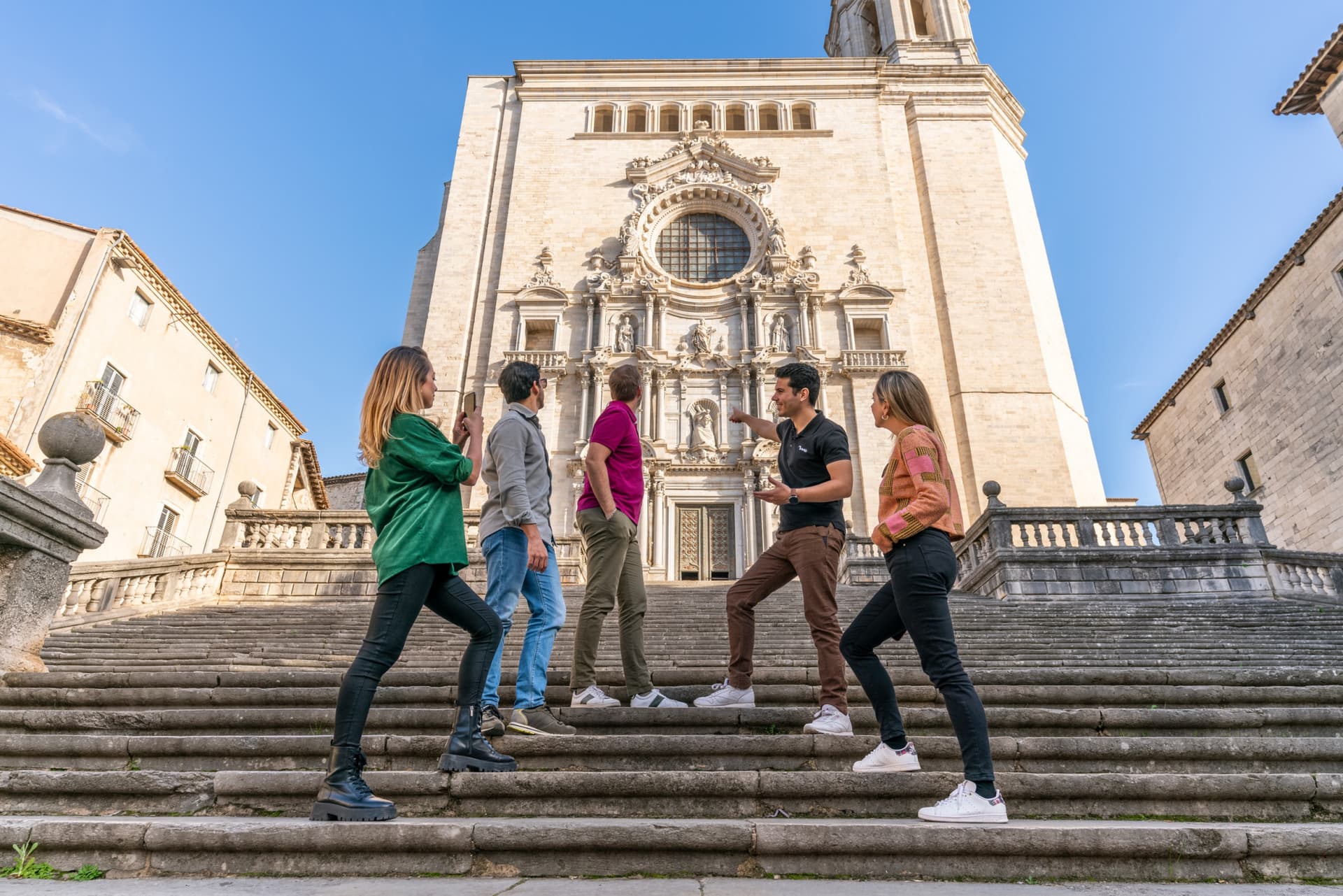Girona City Private Half-Day Tour with High-Speed Train Transfer from Barcelona - main image