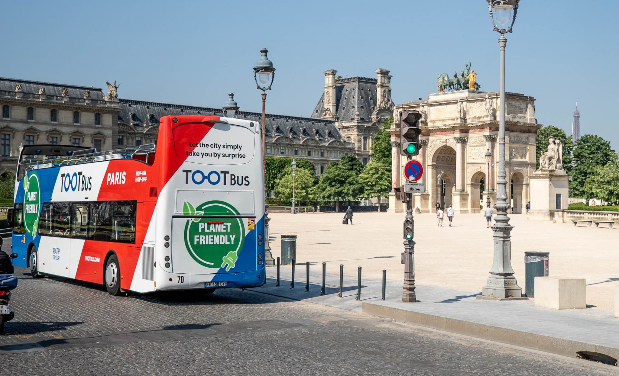 Tootbus Paris Hop-on Hop-off Bus Tour - image 8
