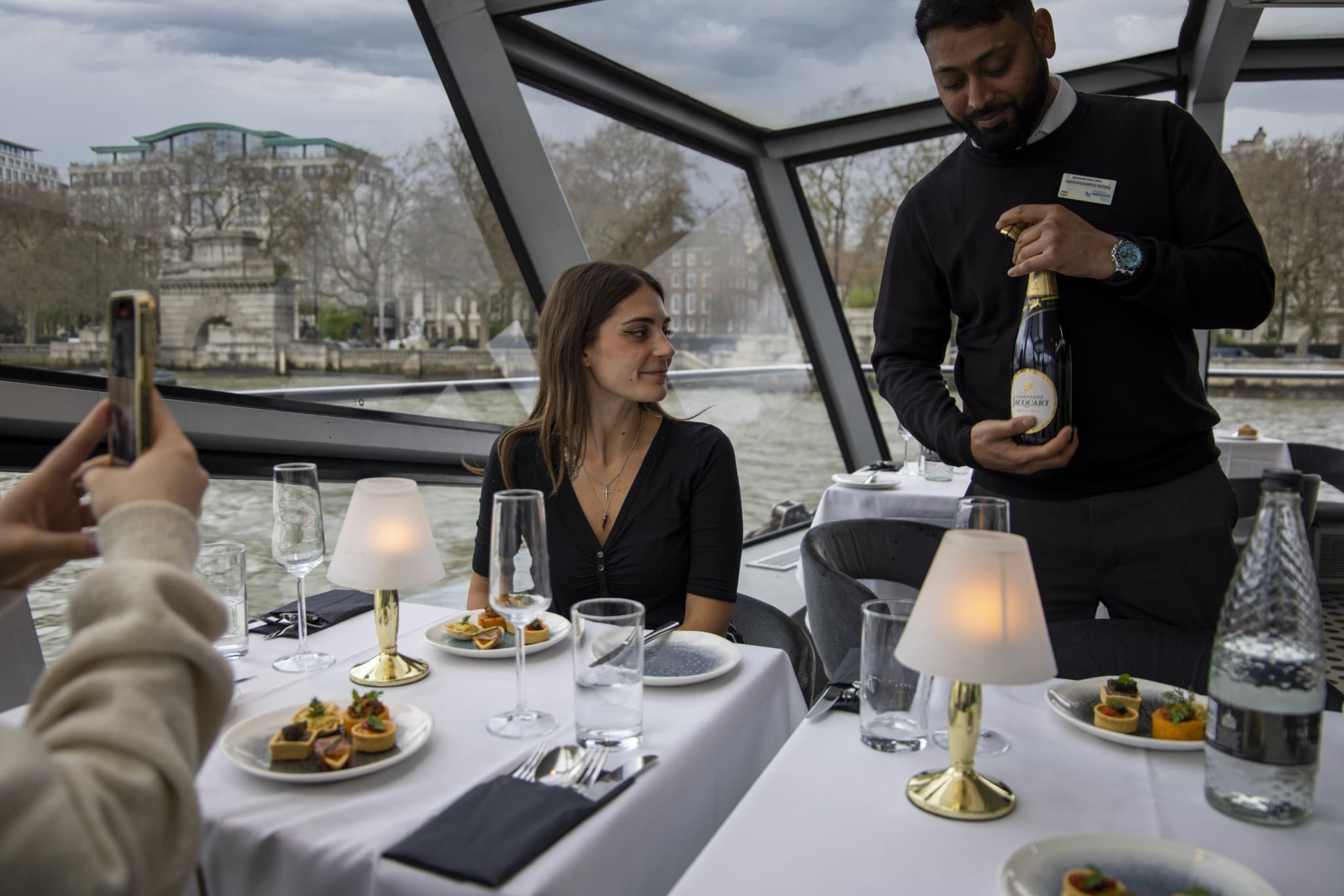 London Dinner Cruise on the River Thames - image 3