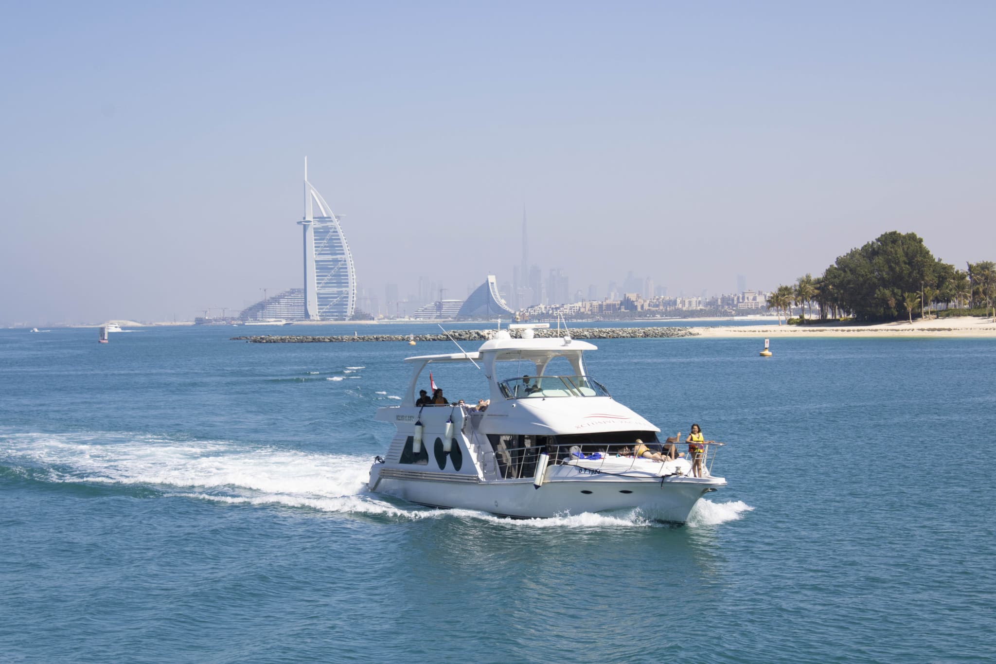 Dubai Marina Yacht Tours - image 11