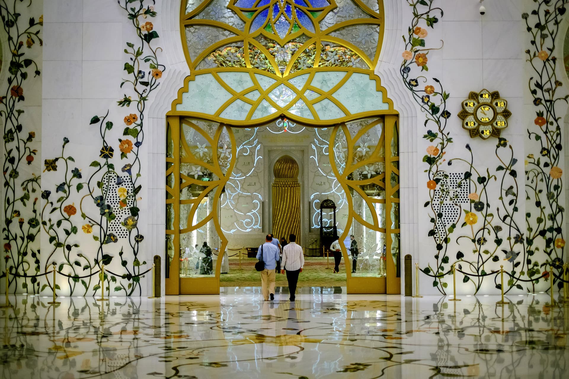 Sheikh Zayed Grand Mosque Tour from Dubai - image 6