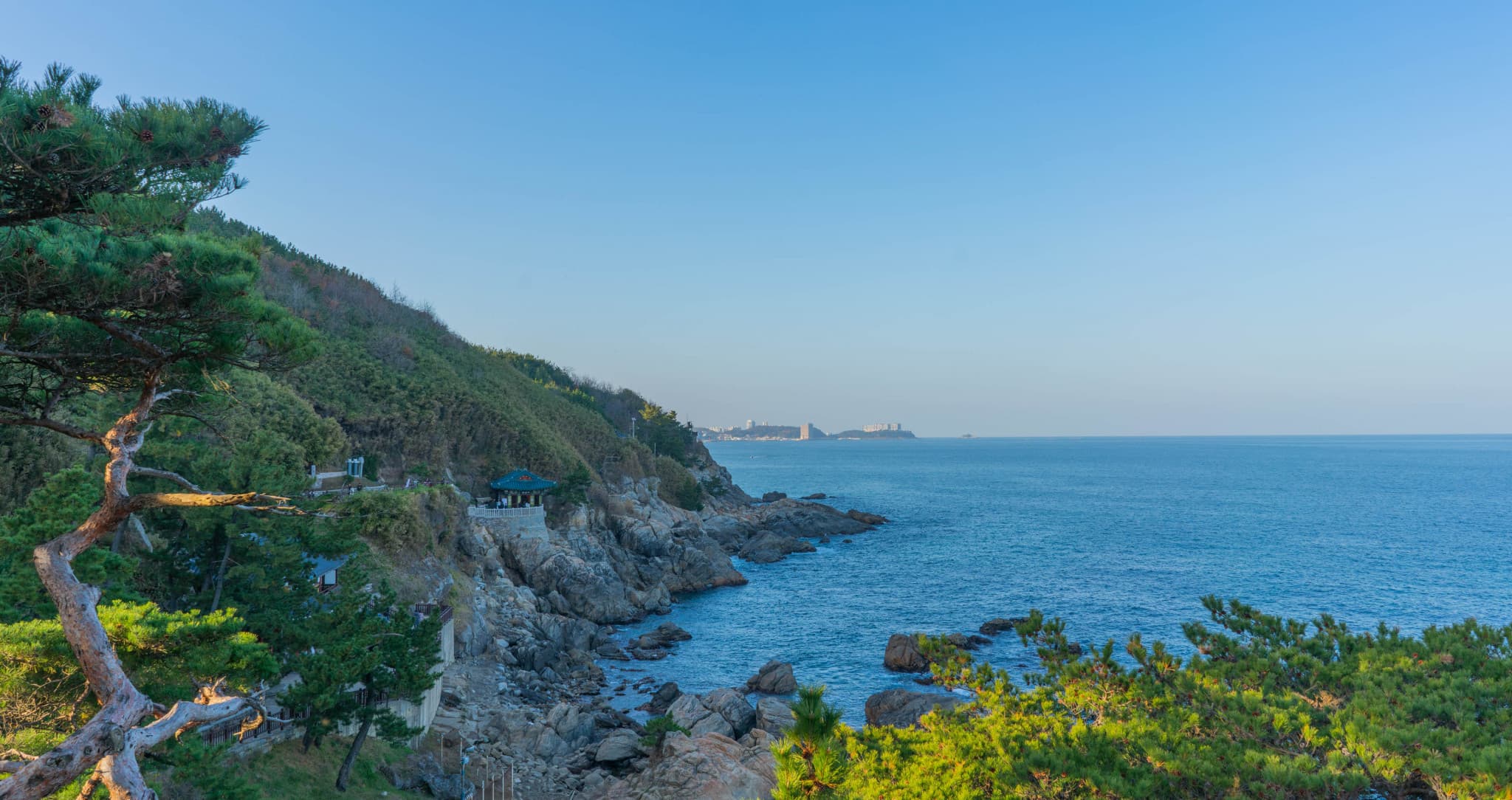 Mount Seorak and Naksansa Temple Tour from Seoul - image 5