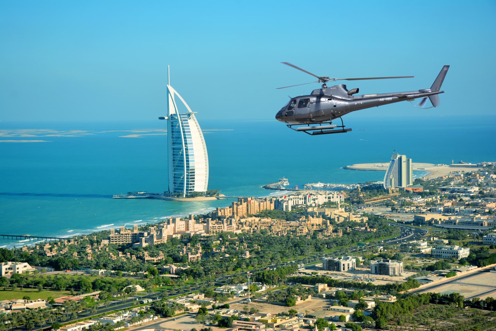 Dubai Helicopter Tour by HeliDubai - main image