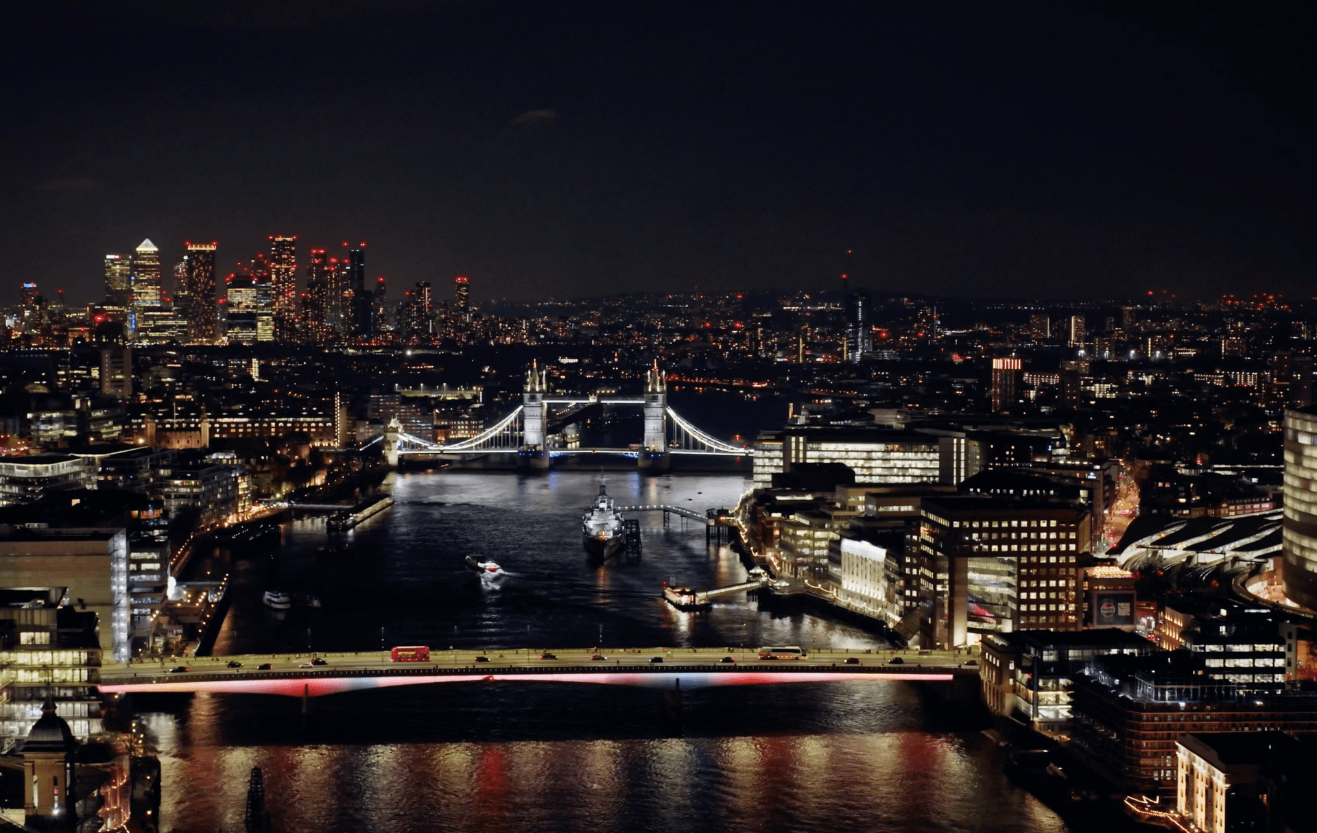 Illuminated River - Thames Uber Boat Night Cruise - image 3