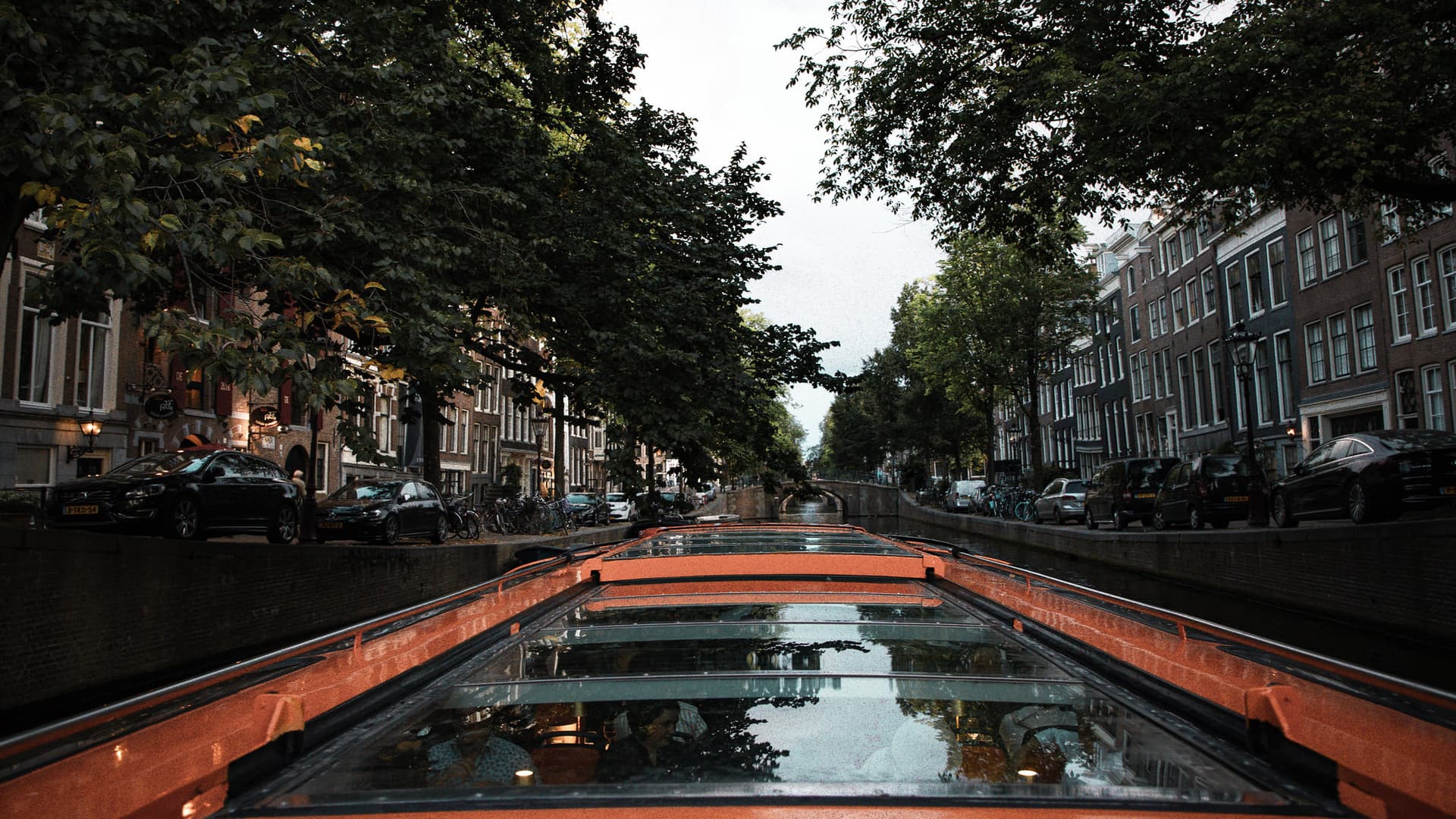 Amsterdam Canal Cruise with 4-Course Dinner - image 5
