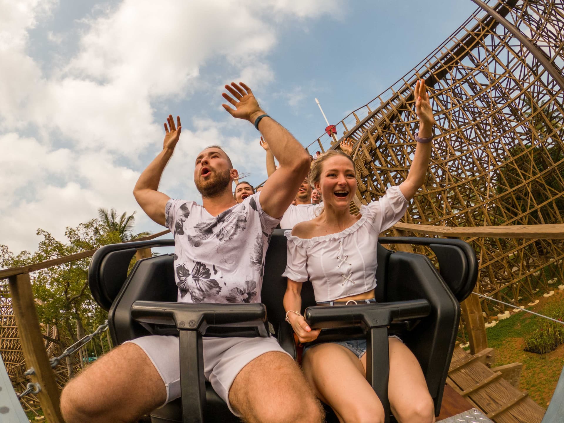 Sun World Hon Thom Ticket - image 13
