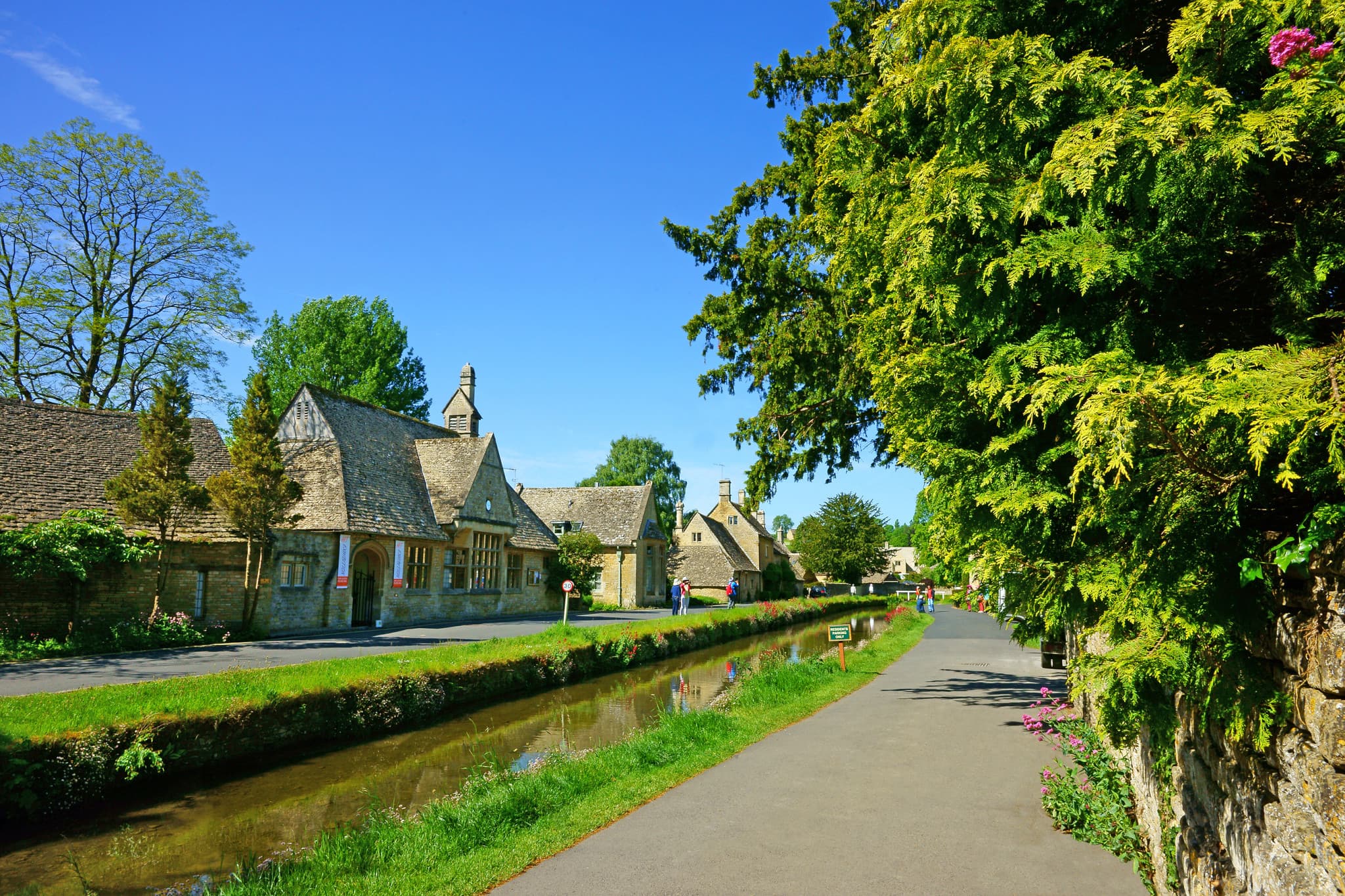 Cotswolds Tour from London with Lunch - image 10