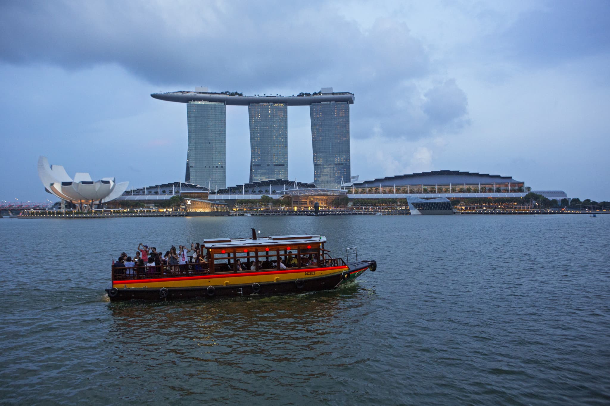 Singapore River Cruise Ticket - image 12