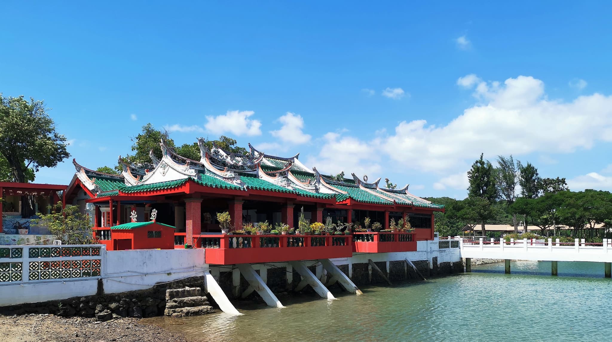 Singapore Island Cruise - St. John's Island, Lazarus Island, and Kusu Island by Ferry - image 4