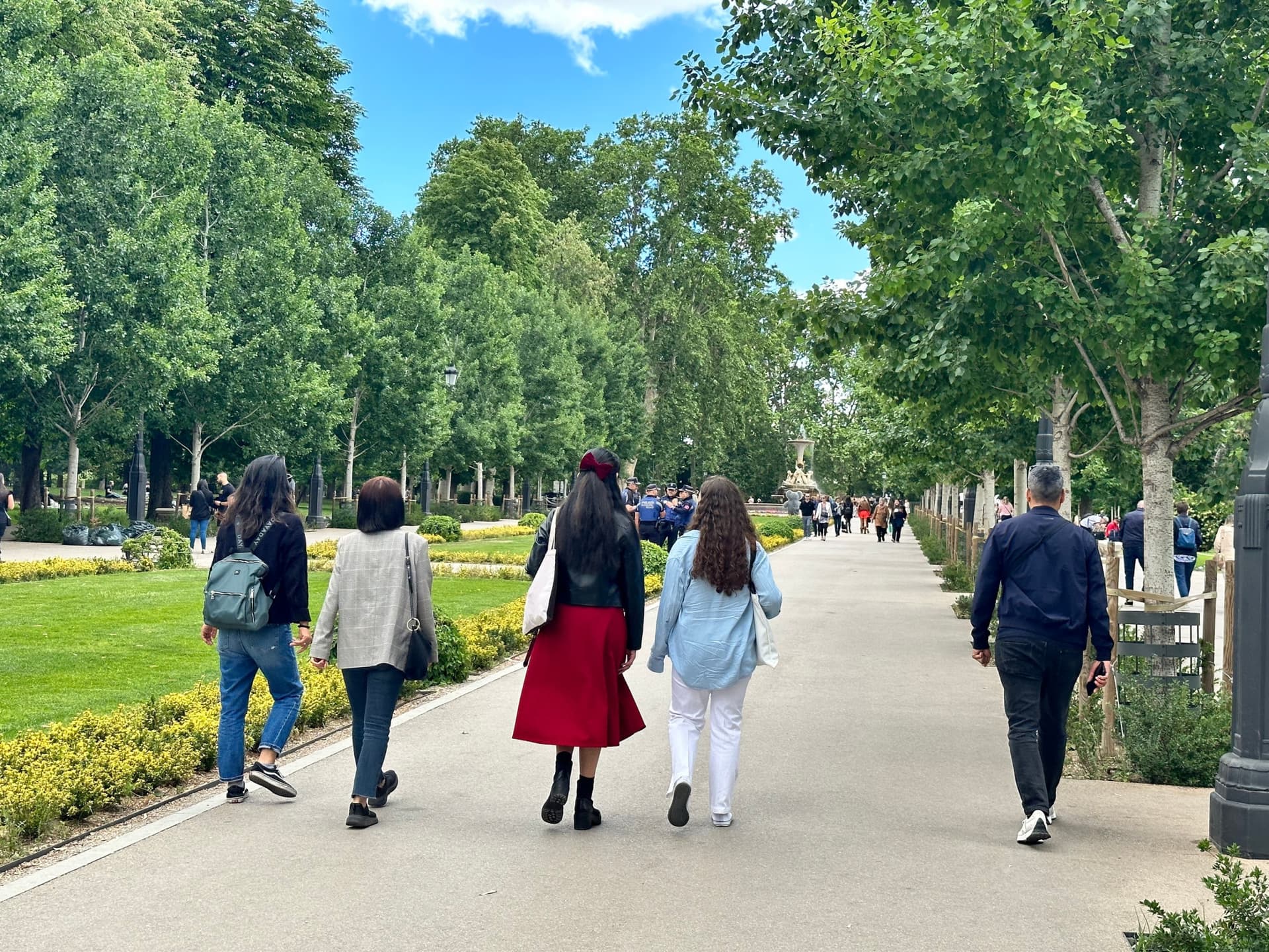 Madrid Highlights Tour with Prado Museum and Royal Palace Skip-the-Line Admission - image 8