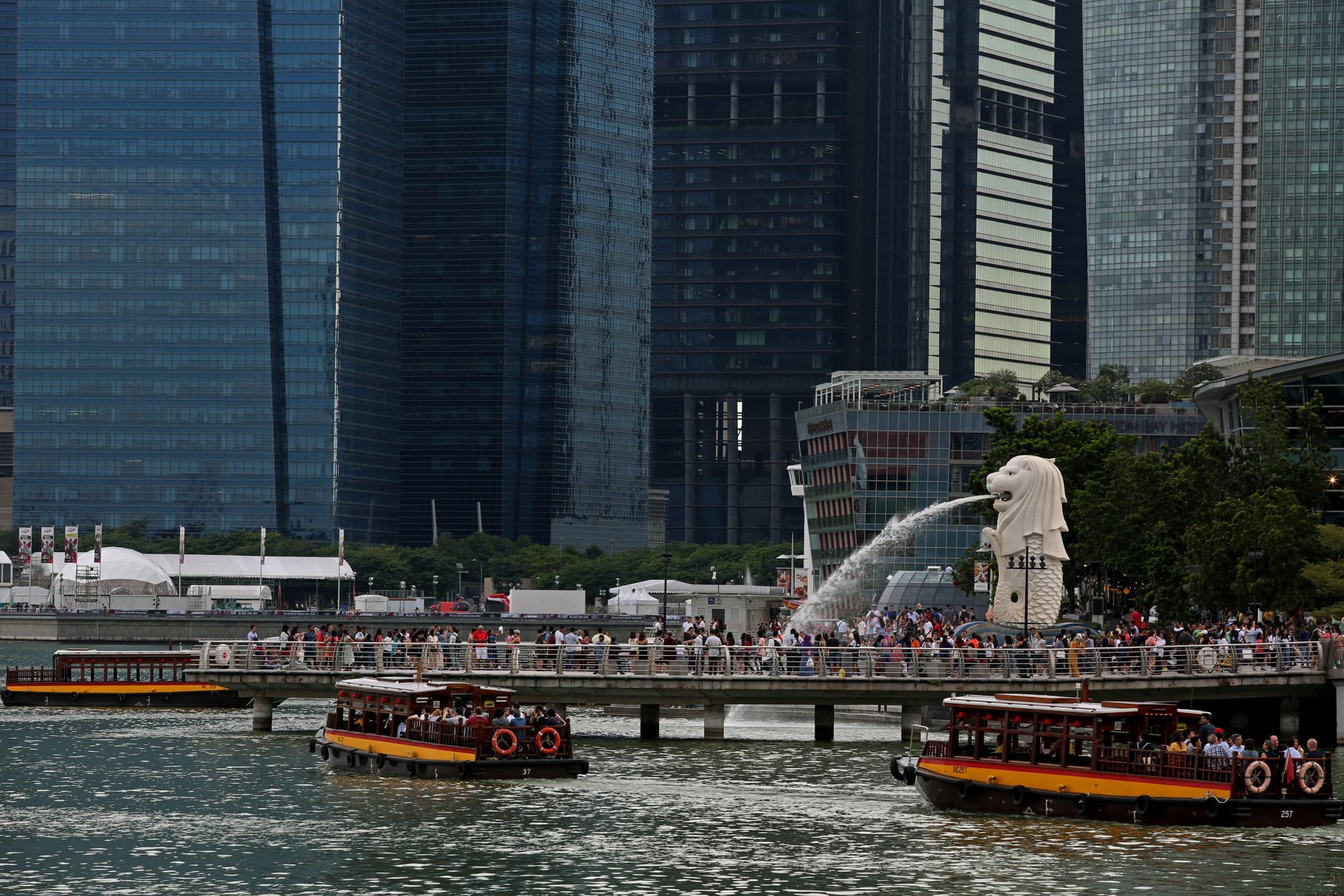 Singapore River Cruise Ticket - image 3