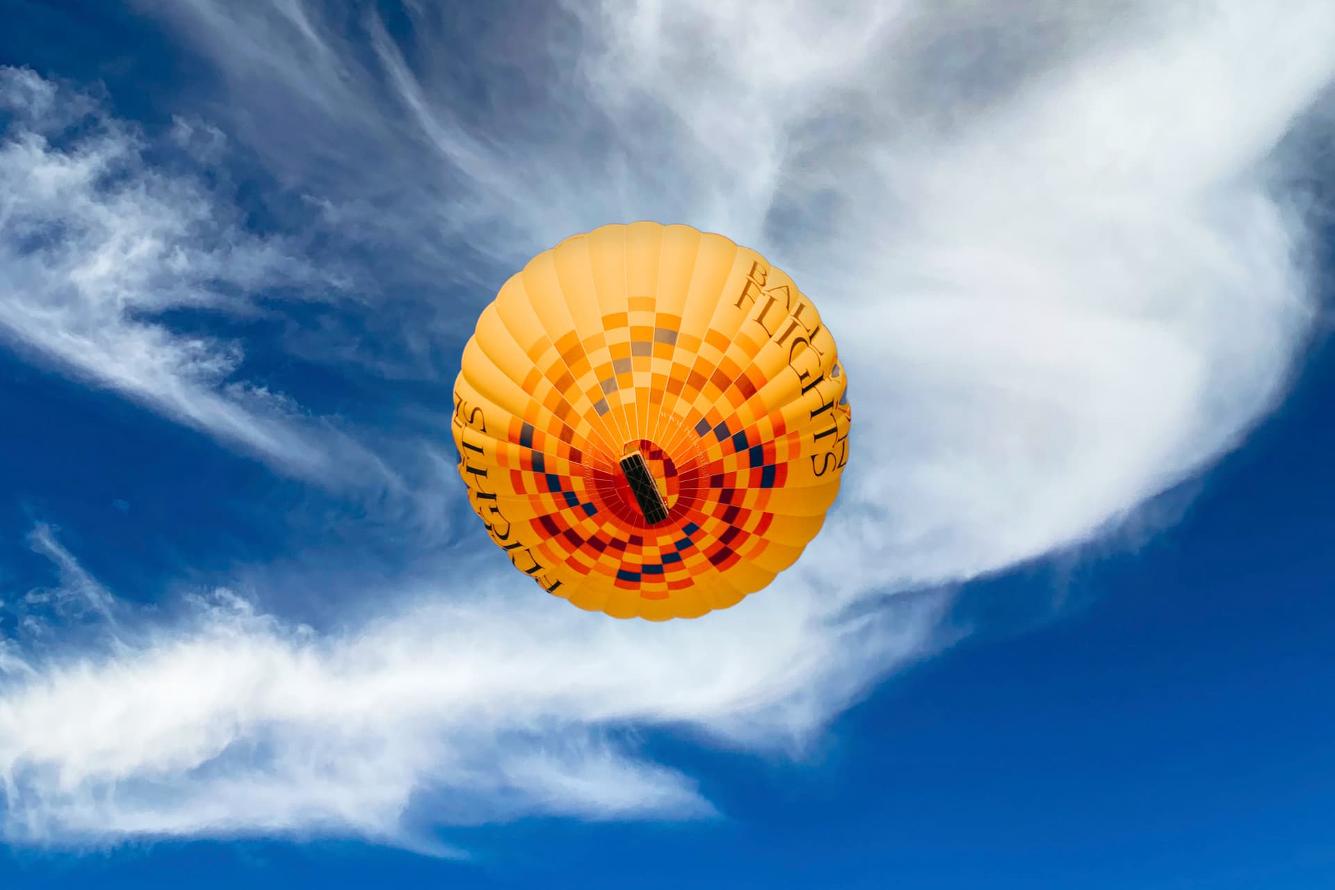 Dubai Hot Air Balloon Ride - image 13