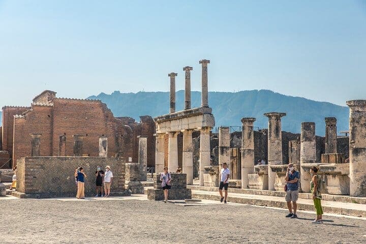 Tour of Pompeii with Priority Access from Sorrento - image 4